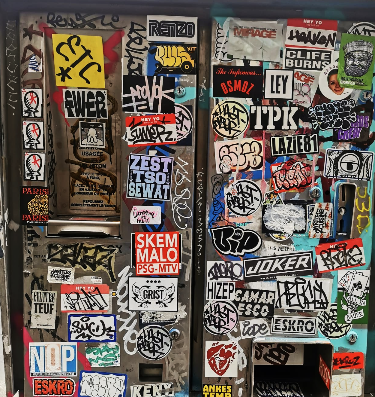 Stickers Eggshell Personnalisés Classique - Noir et Blanc