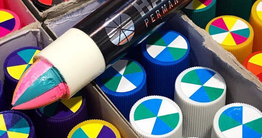 Hand Mixed™ : Du marquage industriel aux collabs Supreme, 1UP et métro parisien