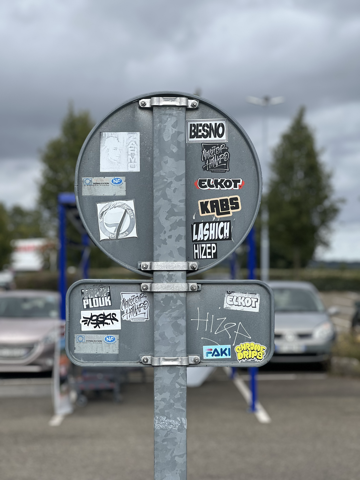 Stickers personnalisés Die Cut — découpés à la forme